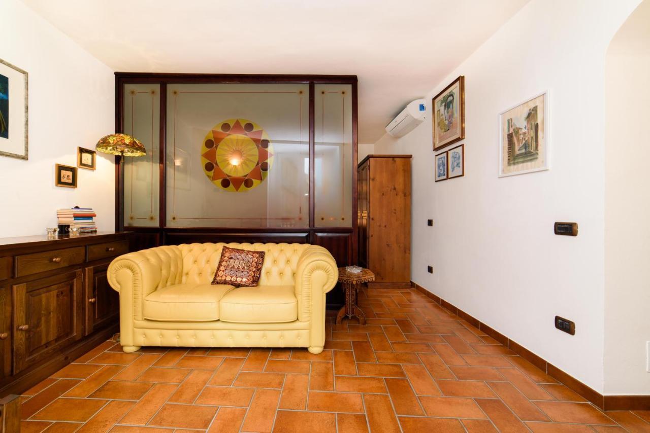 Apartmán Dimora Bibbo Salerno Exteriér fotografie